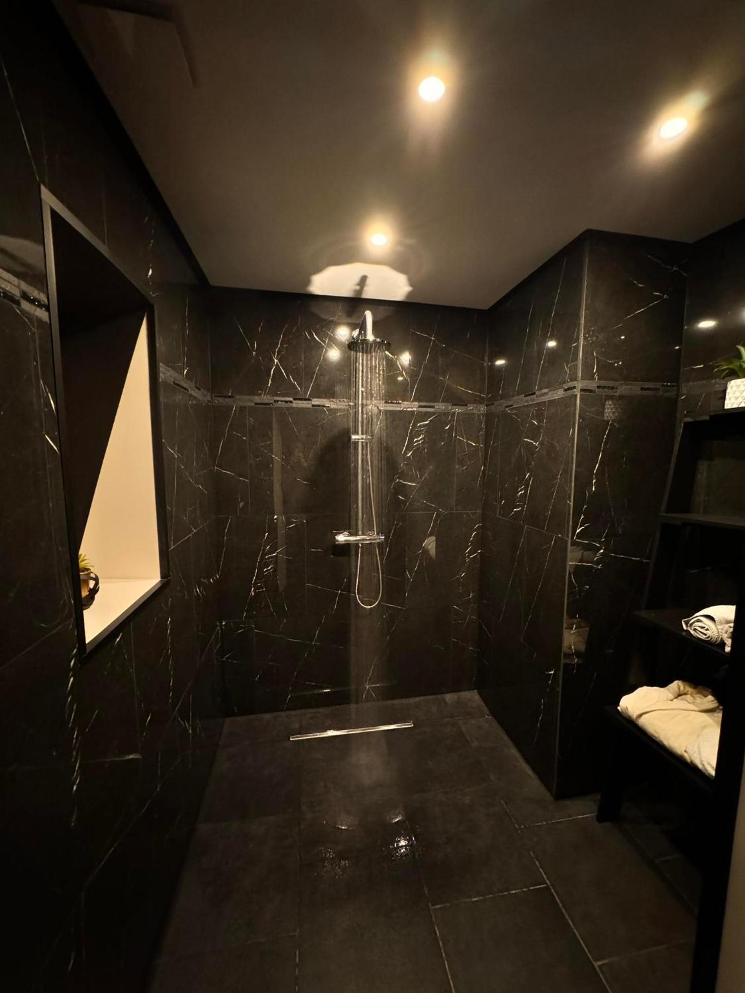 Les Bulles D'Or Hotell Flemalle-Grande Exteriör bild